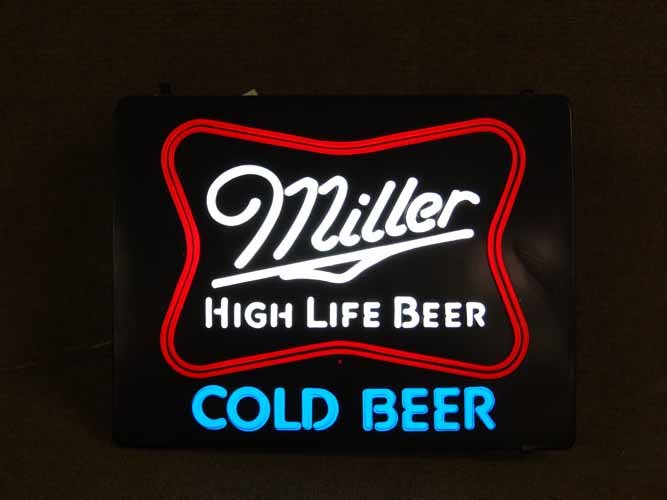 Miller High Life cold Beer Light Up Sign (1 of 2)