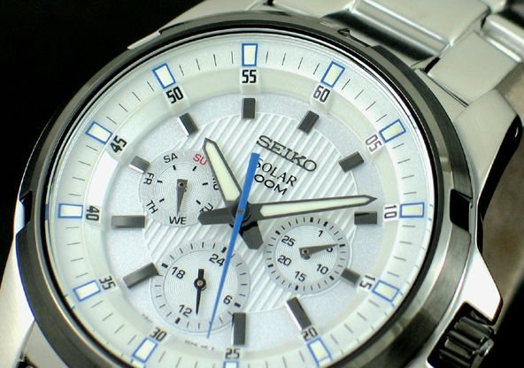 Seiko Mens Solar Powered Watch - Black Bezel: 100% AUTHENTIC AND BRAND NEW SEIKO MENS WATCH, JAPAN SOLAR V14J MOVEMENT, 100M WR, MASTERPIECE, DAY-DATE & 24 Hrs DISPLAY, POWERED BY BOTH NATURAL AND ARTIFICIAL LIGHT - NO BATTERY CHARGE, HOLD CHARGE