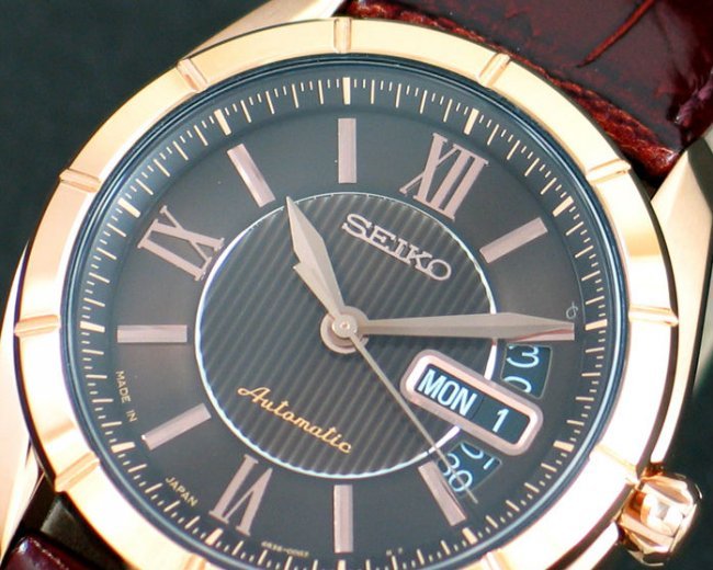 Seiko Presage Sapphire Rose Gold Watch - Made in Japan: 100% AUTHENTIC AND BRAND NEW SEIKO PRESAGE MEN AUTOMATIC / HAND WINDING SAPPHIRE GOLD TONE ROMAN 100M WATCH SRP180J1. 200% SUPERB FINISHING. THIS SEIKO WATCH IS J MODEL WHICH IS MADE IN JAPAN. JAPAN 4