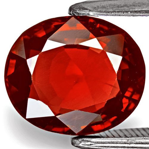 Natural Pigeon Blood Red spinel 3.25 cts - Certified: Natural Pigeon Blood Red spinel 3.25 cts - IGI certified....VS quality; Size:10.08 x 8.58 x 4.48 mm; Color- Pigeon Blood Red; Oval cut; Hardness - 8; There is no treatment in any way...not heated or t