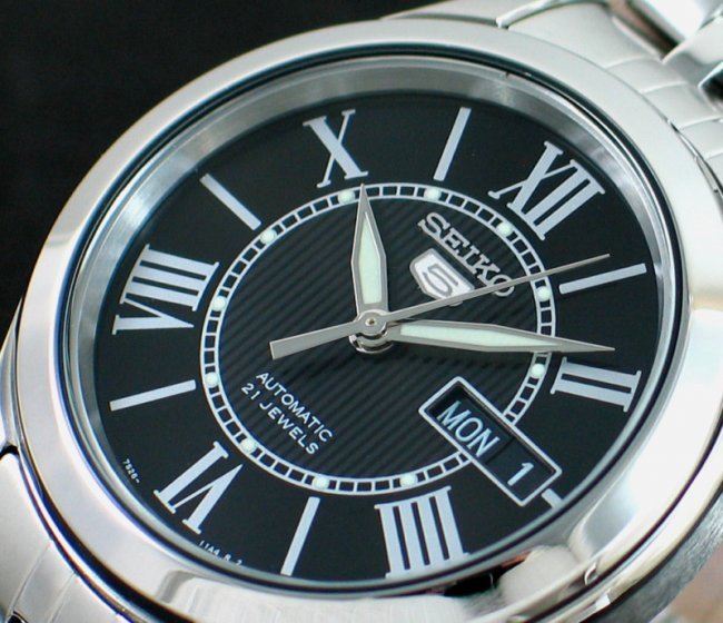 Seiko Men Black Roman Watch (1 of 4)