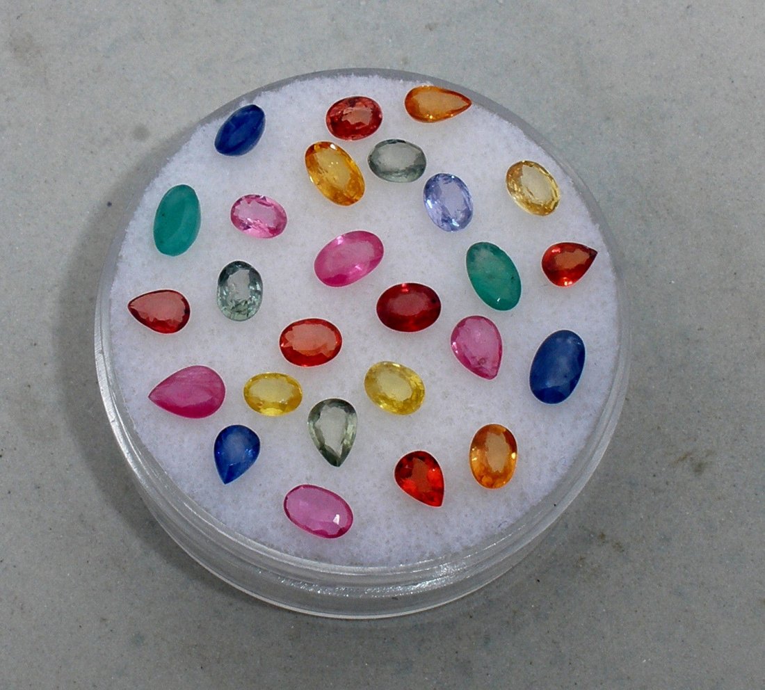 Mix Gems Emerald Ruby & Sapphire 5 carats Plus (1 of 2)