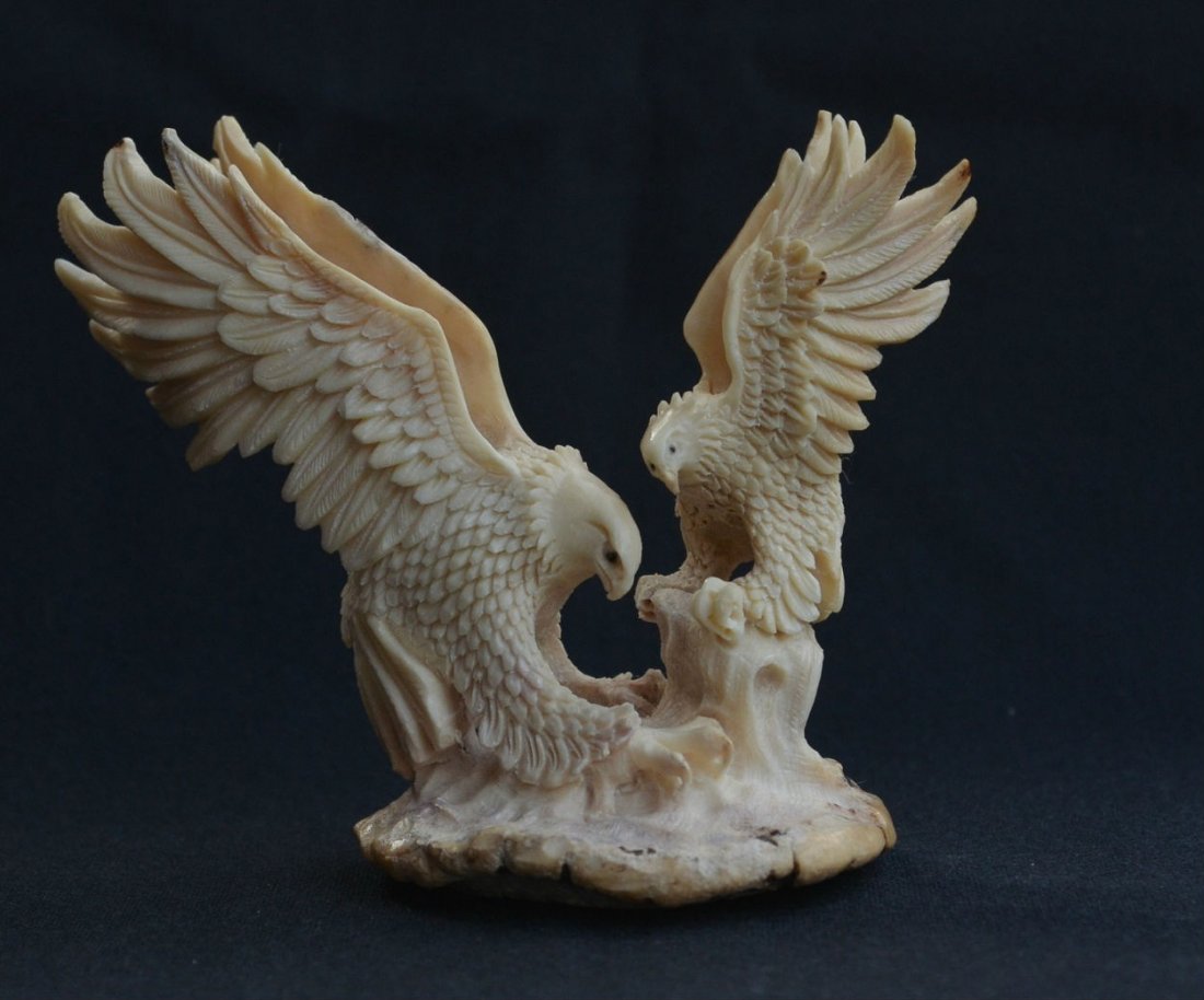 Hand carved mamma Eagle & baby Eagle Carving (1 of 6)