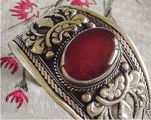 Tibet Red Jade Bracelet (1 of 1)