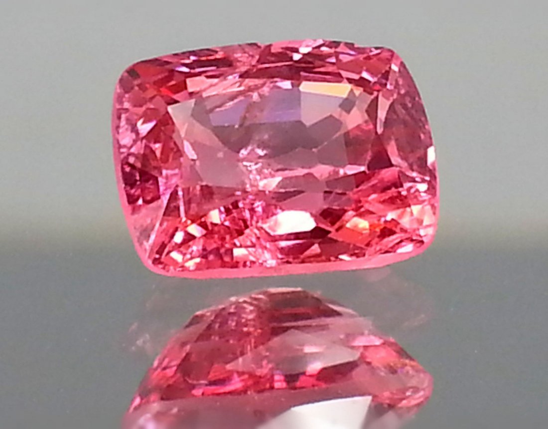 Natural Burmese Orangy/Pink Cushion Spinel: Natural Burmese Orangy/Pink Cushion Spinel......2.08 carats; Size 8.1 x 6.4 x 4.4mm; 100% Natural earth mined......completely free from any kind of treatment. There is no window in the gem......Origin