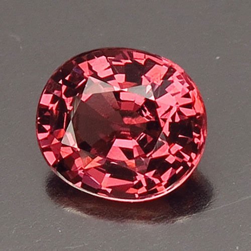 Natural Padparadscha Spinel 1.24 ct - VVS: Weight1.24 ct Dimensions6.1x6.9x3.9 Quantity1 Shape Oval Color Padparadscha ClarityVVS TreatmentNone OriginAfrica Hardness8.5