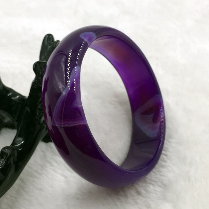 Natural Jade Bracelet/Bangle (1 of 1)