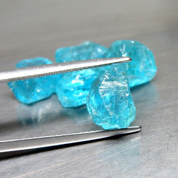 Natural Rough Neon Blue Apatite Paraiba Color 21.25 Cts (1 of 1)