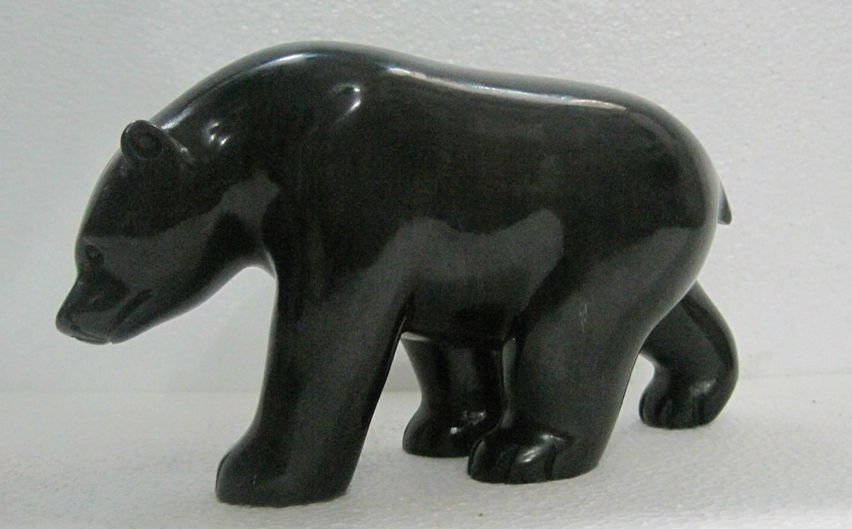 Inuit Walking Bear (1 of 6)