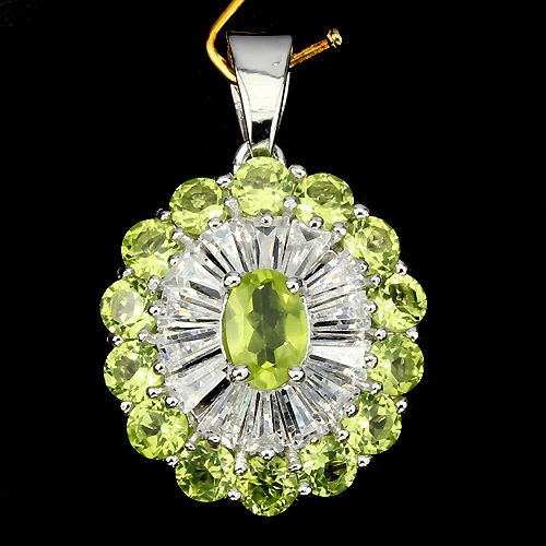 Stunning Natural Peridot Pendant (1 of 1)