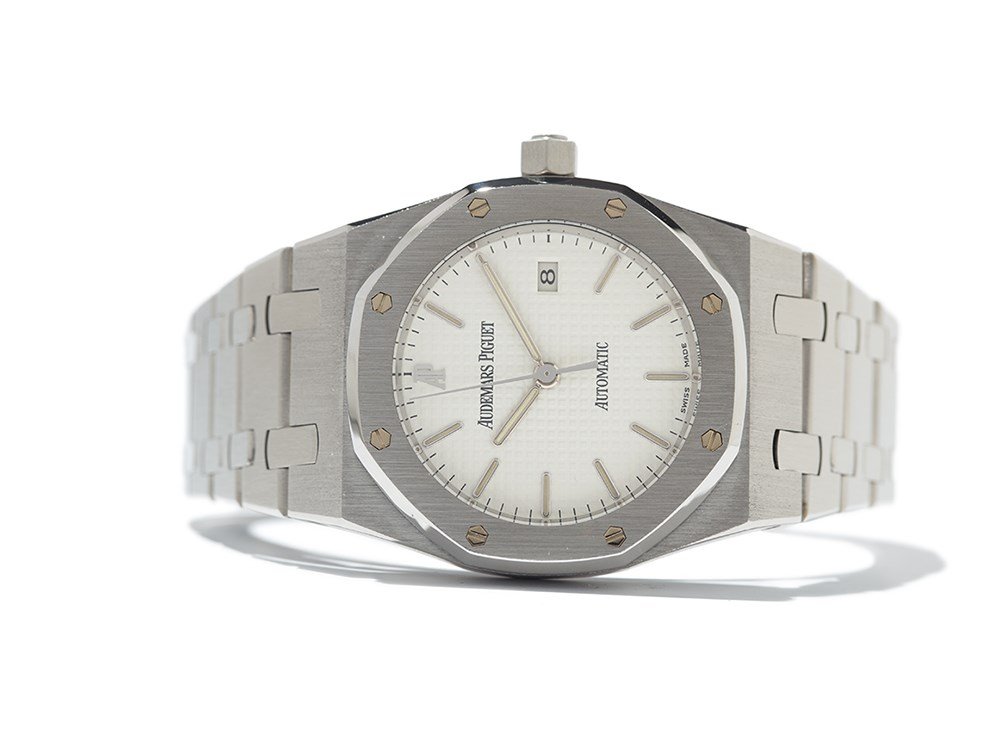 Audemars Piguet Royal Oak, Switzerland, 1997: Audemars Piguet Royal Oak, ref. no. 15000ST/0/0789ST/01 Switzerland, 1997 Automatic movement, calibre 2140; hour, minute, second, date White dial, silver, luminescent hands Watch case, strap and foldi