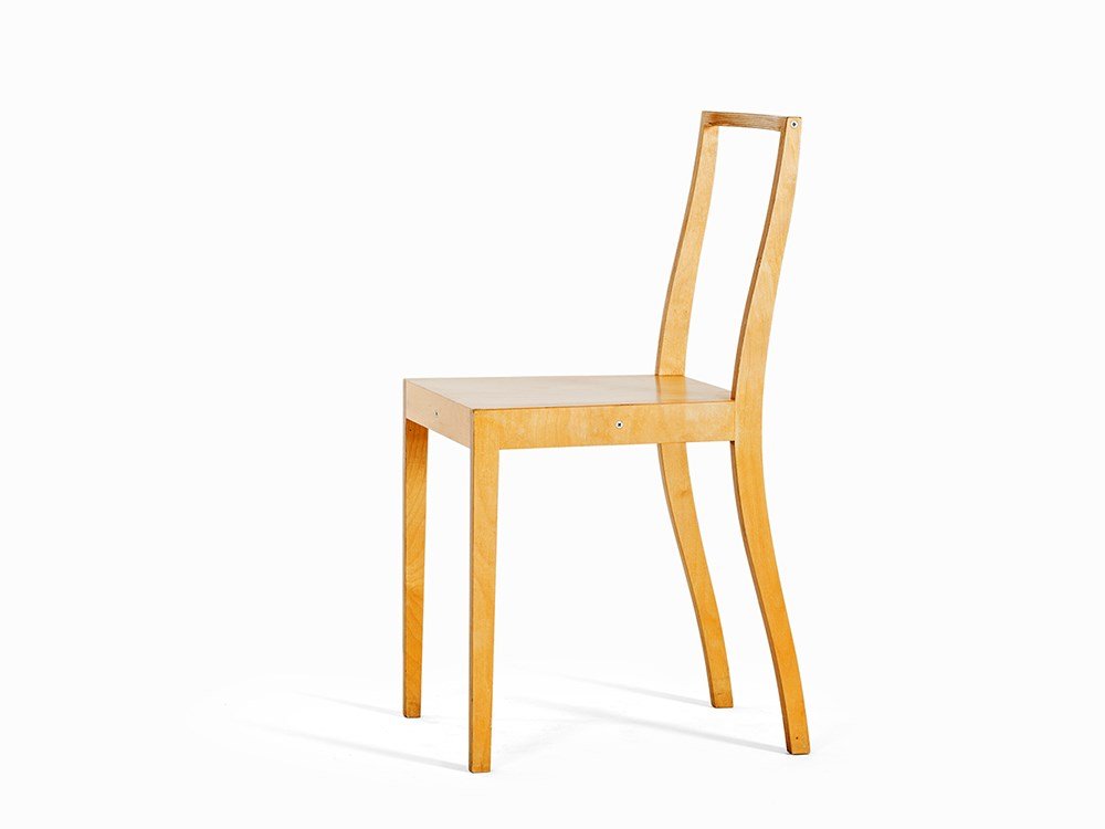 Jasper Morrison, Ply-Chair, England, 1988: Plywood, beech, veneered England, 1988 Designer: Jasper Morrison (born. 1959) -English designer Manufacturer: 1989-2009, Vitra, Switzerland Model with open backrest Minimalistic yet elegant design Hei