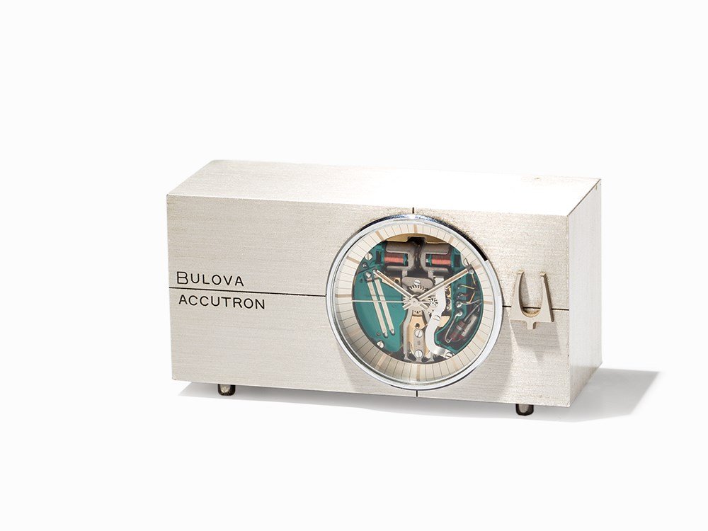 Bulova Accutron Table Watch, Switzerland/USA, Around: Bulova Accutron table watch Switzerland/USA, around 1960 Quartz movement, Bulova calibre; hour, minute, second Silver hands Watch case of stainless steel Watch case no. 3 165907 Original box Case size