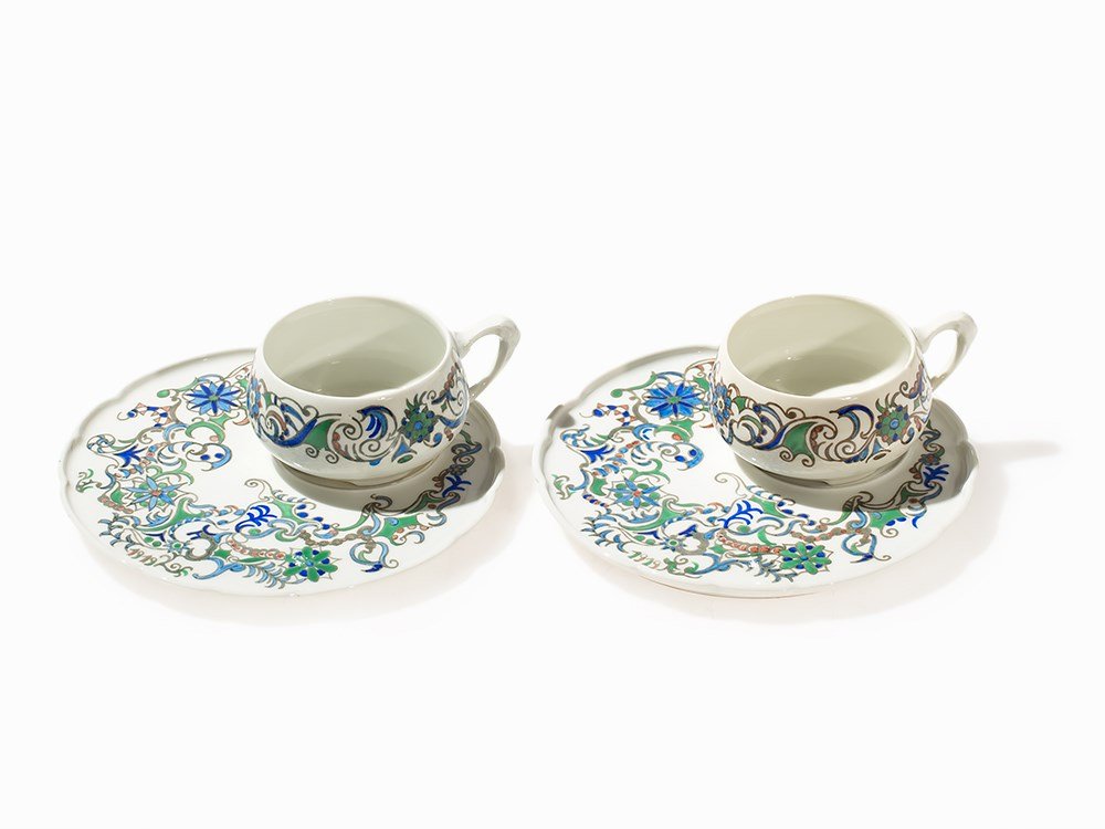 Theo Schmuz-Baudiss, KPM Pair of Cups with Saucers,: Glazed porcelain with overglaze polychrome painting Germany, 1919 Design: Theo Schmuz-Baudiss (1859-1942) – German painter, ceramist and porcelain designer of the Art Nouveau Manufactured by KPM –