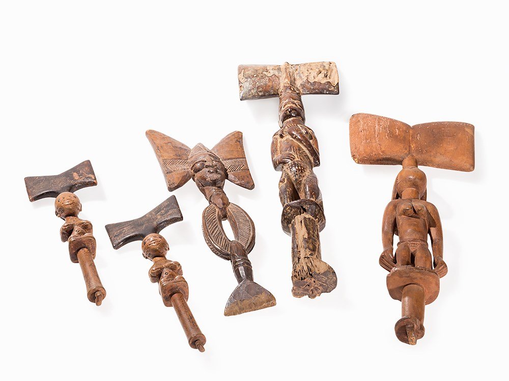Yoruba, Group of 5 Shango Staffs, Nigeria, c. 1920-40: Wood Yoruba, Nigeria, circa 1920-1940 Collection of five carved Shango staffs in various sizes Smooth patina of use, honey brown coloration Height: 34 to 55 cm Good condition Provenance: Private colle
