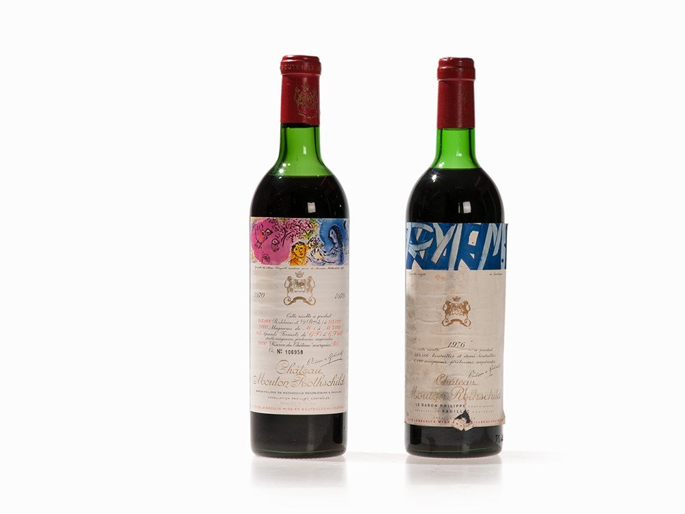 2 Bottles 1970/1976 Château Mouton-Rothschild, Pauillac: One bottle of Château Mouton-Rothschild, 1970 vintage; Label designed by Marc Chagall (1887-1985); Fill level: upper shoulder; Robert Parker (1996): 93/100; Wine Spectator (1993): 96/100; René Gabri