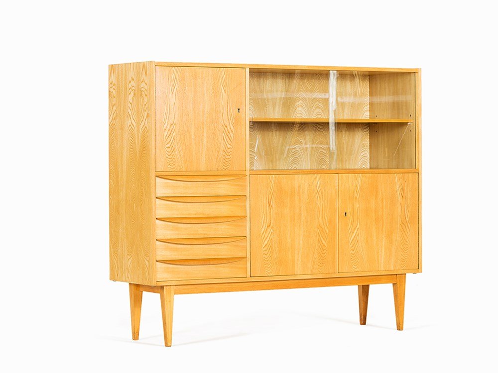 VEB Deutsche Werkstätten Hellerau, Buffet, GDR, 1956/57: Sen ash, solid and veneer, glass GDR, 1956/57 Design: Franz Ehrlich (1907-1984) – German architect and designer Completion: VEB Deutsche Werkstätten Hellerau, presumably 1965 Model 602/G Rear with