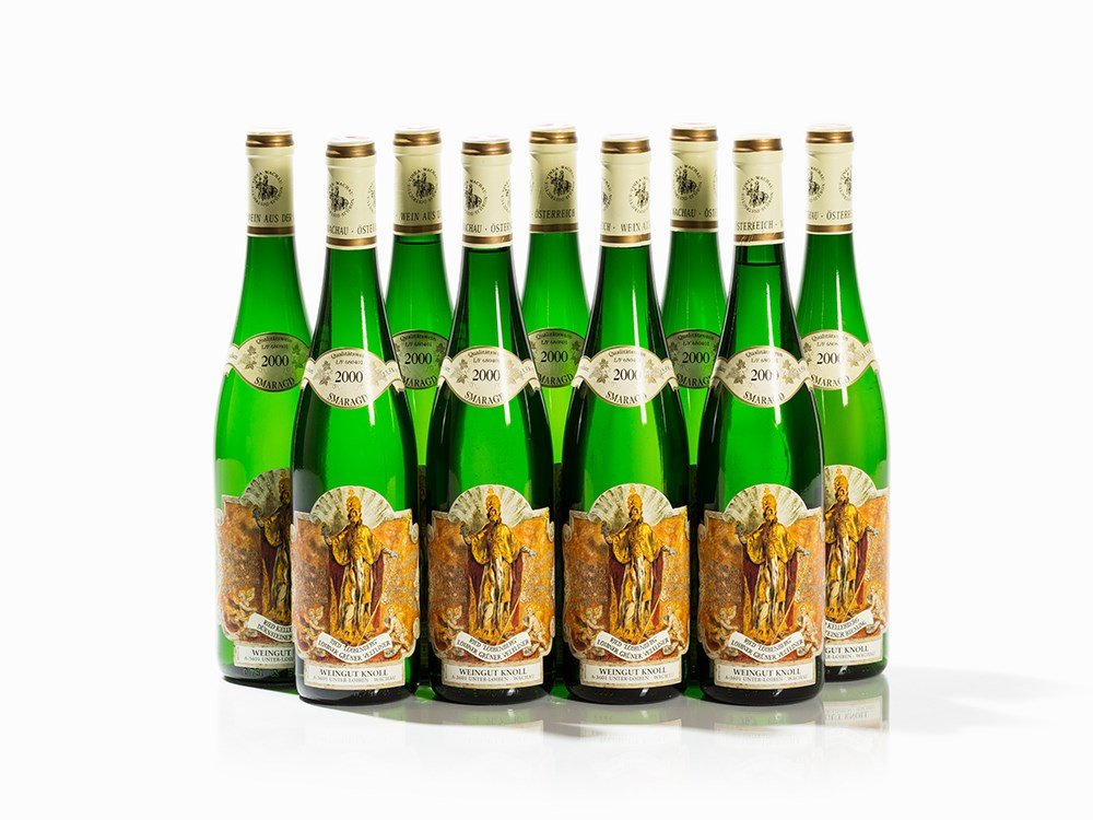 9 Bottles 2000 Knoll Grüner Veltliner & Riesling: Three bottles of Dürnsteiner Kellerberg Riesling Smaragd Six bottles of Dürnsteiner Loibenberg Grüner Veltliner Smaragd Produced by Emmerich Knoll Dürnstein, Wachau/Austria 2000 vintage Original f