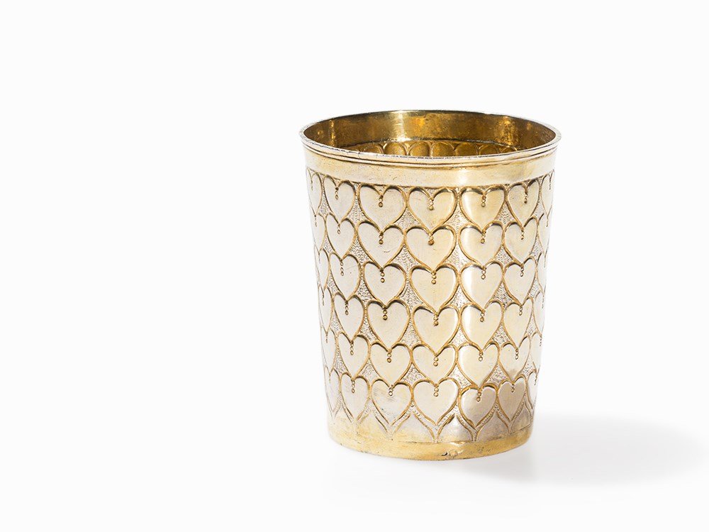 Gilt Repoussé Silver Cup with Hearts, Kazan, 1759: Silver, gilt Russia, Kazan, 1759 Marks: city mark Kazan, assayer master’s mark 1759 C.P (Spiridon Rukavishnikov) Height: 7.9 cm Weight: approx. 71 grams Very good condition Gilt silver cup with hear