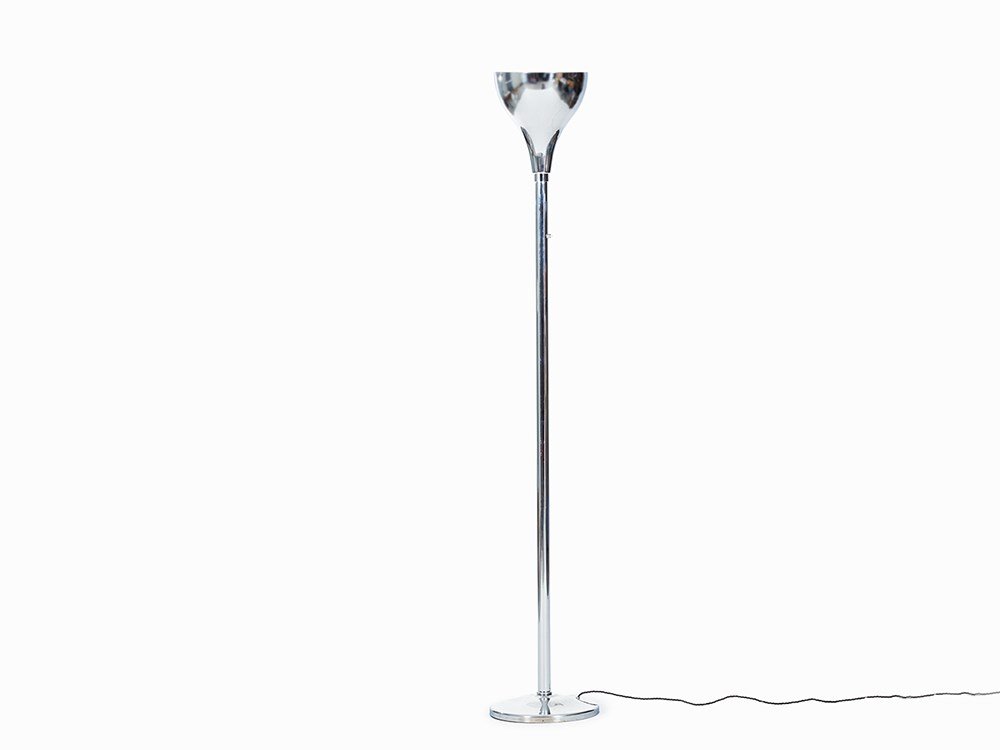 Robert Mallet-Stevens, Art Deco Torchere, France, c.: Brass, chrome-plated France, c. 1930 Design: Robert Mallet-Stevens (1886-1945) – French architect and design Single-light fixture Height: 175 cm Good condition This floor lamp was created around 193