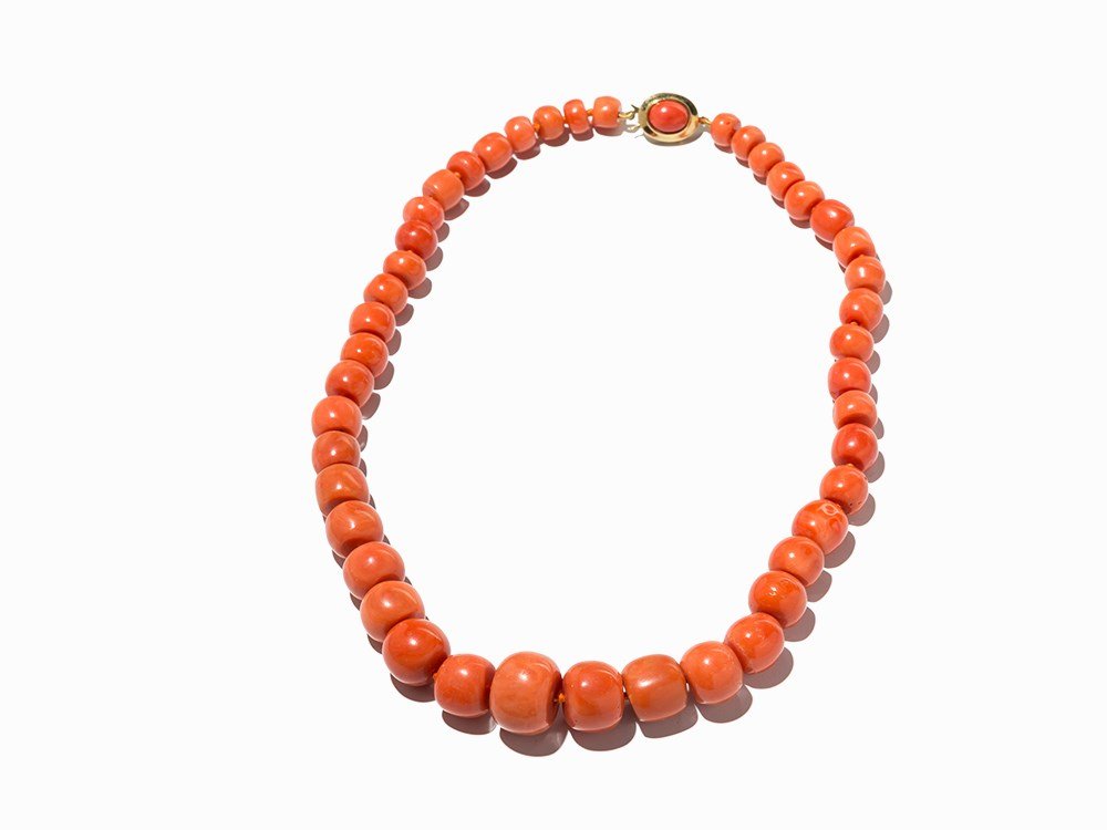 Necklace with Graduating Mediterranean Coral Beads, 8K (1 of 8)