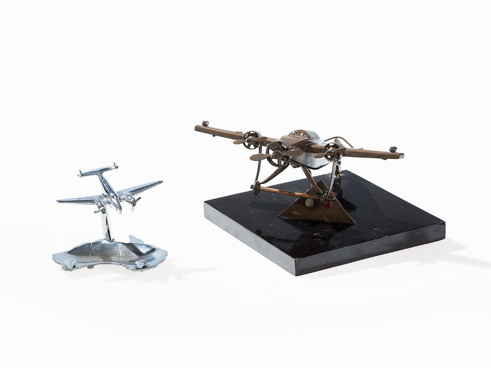 Two Models of Propeller Aircrafts, Australia 1920/30s (1 of 10)