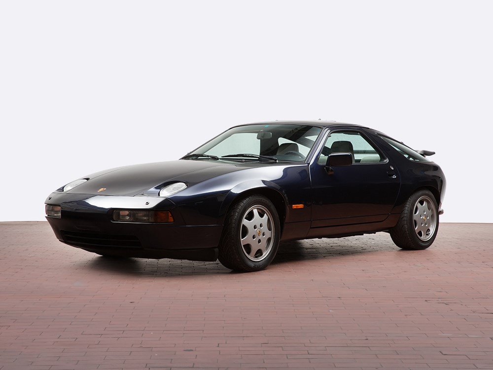 Porsche 928 S4, Factory Wide, Model 1991: Porsche 928 S4 Factory Wide Porsche AG, model 1991 German documents, letter & certificate Vehicle identification number: WPOZZZ92ZMS801395 Engine identification number: n./a. 4.9 liter engine with 320