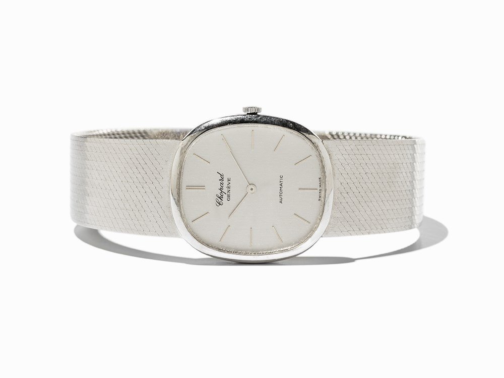 Chopard Automatic Gold Wristwatch, Ref. 2080, C. 1970: Chopard Automatic gold wristwatch, ref. 2080 Switzerland, c. 1970 Automatic movement, hour, minute Silver dial, silver hands Watch case, original strap and folding clasp of 18K white gold Watch case n