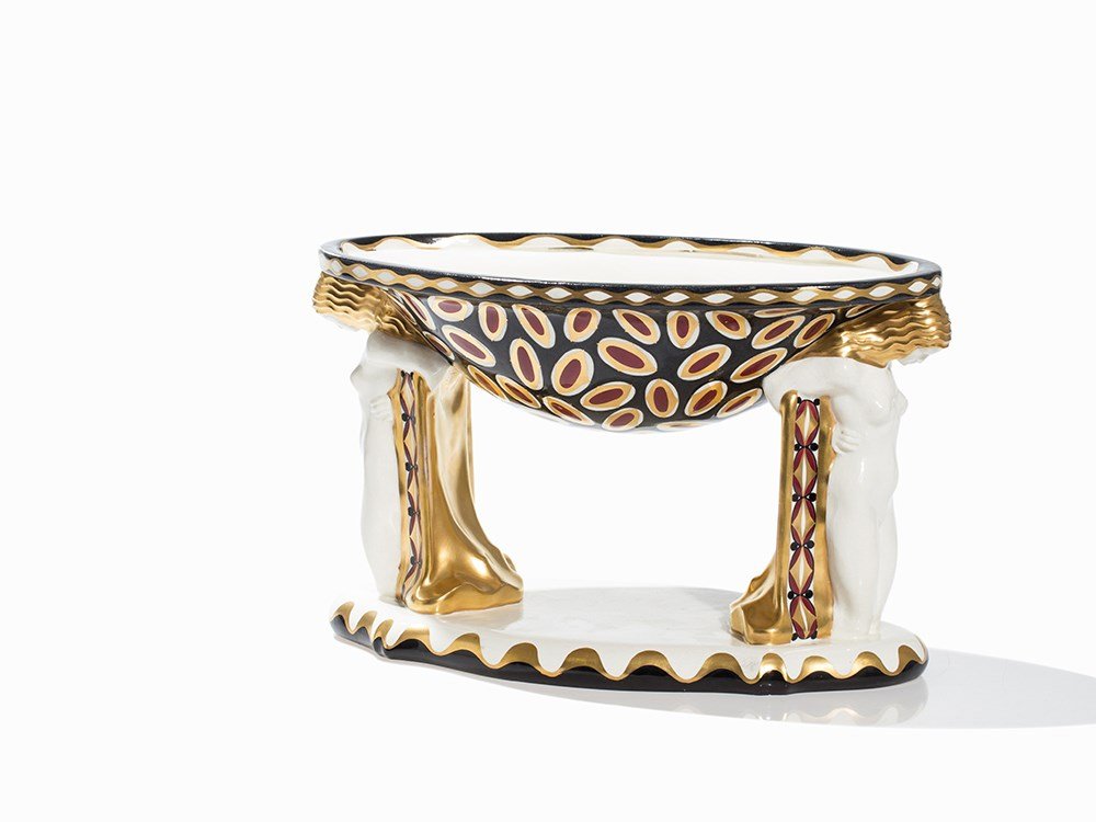 Karl Klaus, Centerpiece, Serapis Faience, E. Wahliss,: Light ceramic body, glazed, black and red on-glaze painting, heightened with gold Austria, around 1910 Design: Karl Klaus (1889-1925) – Art Nouveau ceramics Ernst Wahliss (1837-1900) – Austrian po