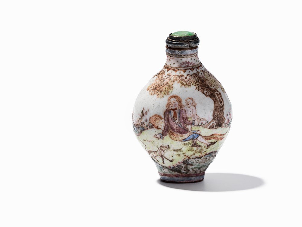 Enamel Snuff Bottle with European Figures, Qing Dynasty (1 of 8)