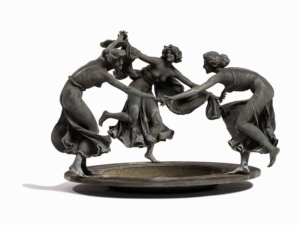 Walter Schott, Nymph Fountain or 'Untermyer Fountain',: Bronze, with patina Germany, 1903 Design: Walter SCHOTT (1861-1938) – German sculptor and modeler smaller version, Height: 43.5 cm, diameter: approx. 65 cm A larger version can be found in Burg Schl