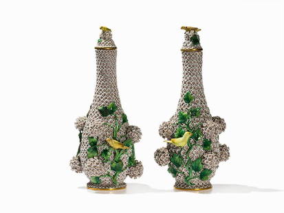 Meissen, A Pair of Snowball Vases, Germany, 1st H. of: Porcelain with white glaze, polychrome painting and gold accents Germany, 1st half of the 19th century After a model by Johann Joachim Kaendler (1706-1775) from the 18th century Meissen porcelain fact