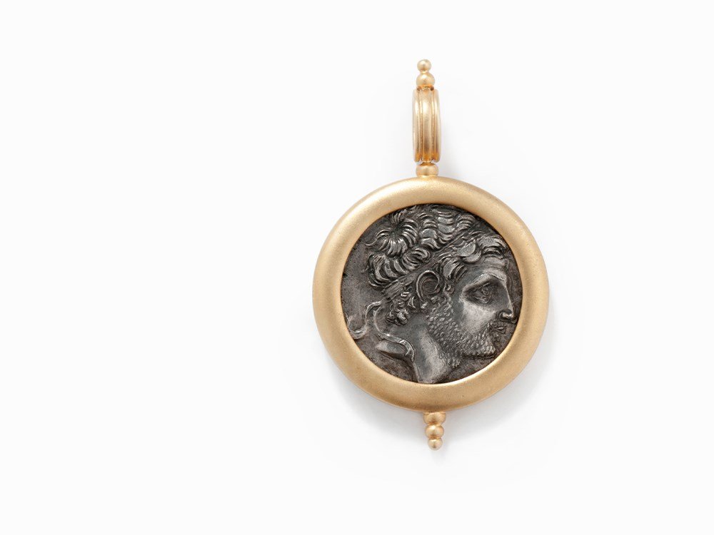 Pendant with Silver Coin, 18K Yellow Gold, Italy, c. (1 of 9)