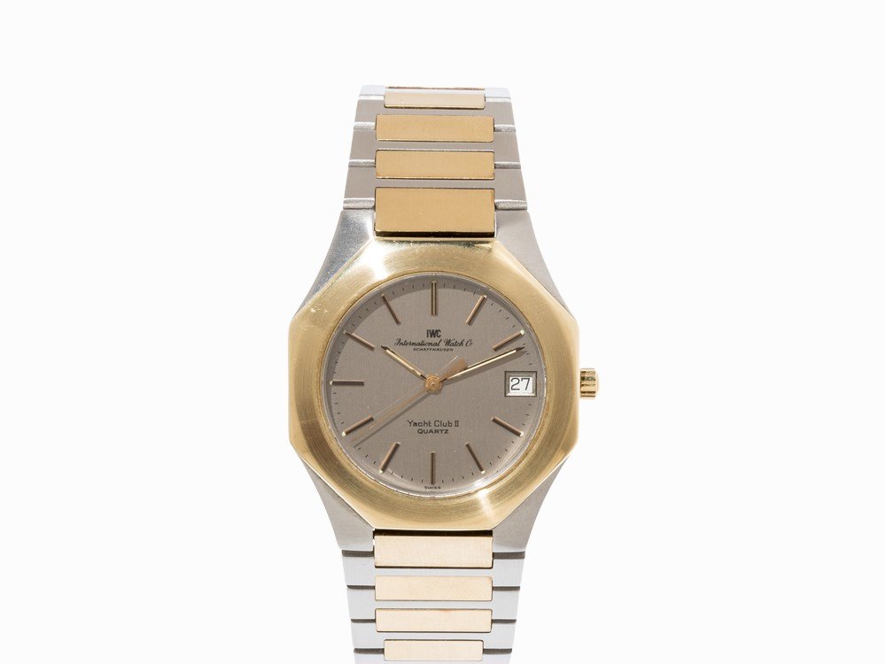IWC Yacht Club II, Ref. 3311, Switzerland, c. 1981: IWC Yacht Club II wristwatch, ref. 3311 Switzerland, c. 1981 Quartz movement, hour, minute, second, date Grey dial, gold luminescent hands Watch case, original strap and folding clasp of stainless ste