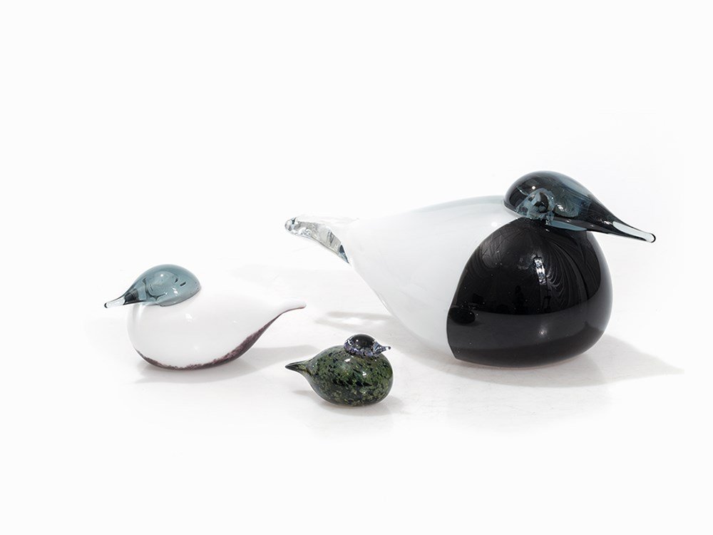 Oiva Toikka for Iitala, Three Birds, Finland, Late 20th: Glass, hand blown Finland, late 20th century Designer: Oiva Kalervo Toikka (b. 1931) – Finnish designer Iitala – Glass factory and Finish design-brand for dishes and tableware, established in 1881
