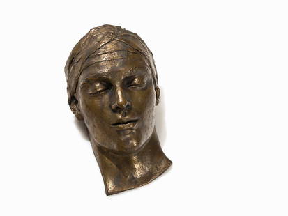 Manolo Pascual (1902-1983), Young Man (Death Mask),: Bronze, patinated Presumably USA, 2nd half of the 20th century Manolo Pascual (1902-1983) – Spanish sculptor and painter Signed in the cast ‘M. Pascual’ Overall dimensions: 15 x 19.5 x 30 cm Ver