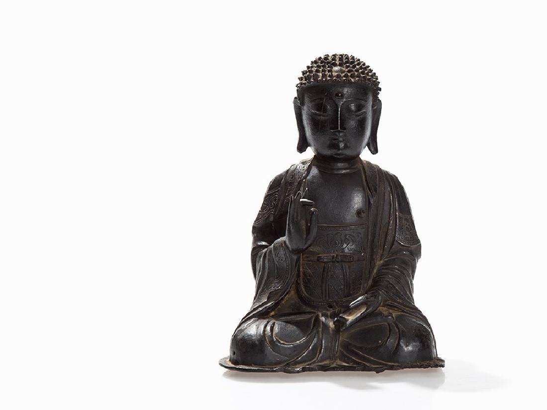 A Small Bronze Figure of Buddha Shakyamuni, 17th/18th (1 of 8)