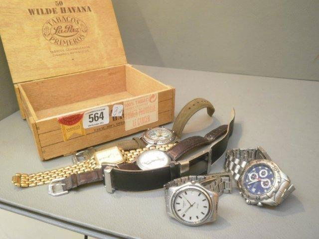 An assortment of gentleman's wristwatches includin: An assortment of gentleman's wristwatches including Citizen, Timberland, Tissot etc.