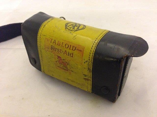 A rare AA Cycle Patrolman's first aid Bandolier kit: A rare AA Cycle Patrolman's first aid Bandolier kit circa 1910.