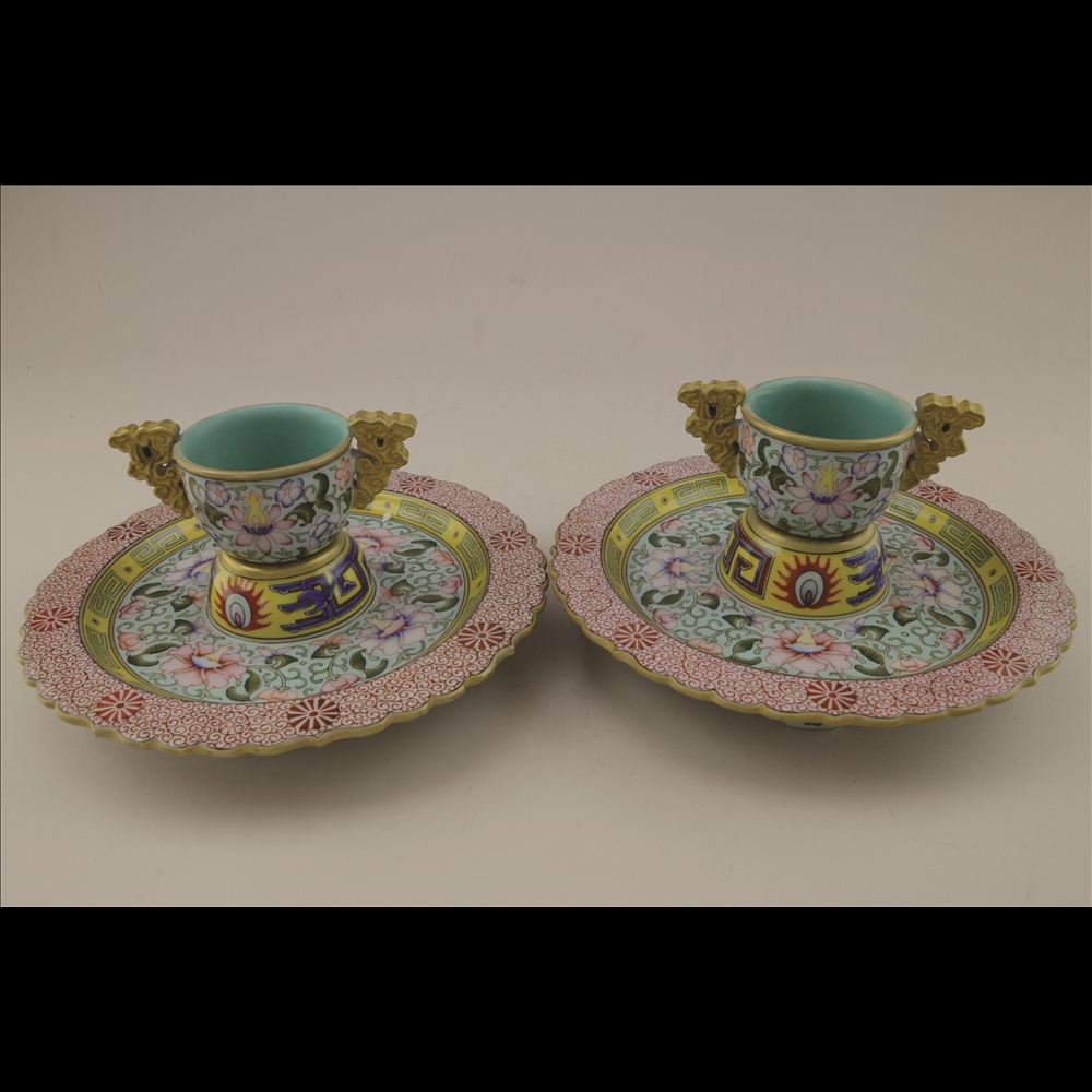PAIR OF FAMILLE ROSE ENAMELED CUP & SAUCER