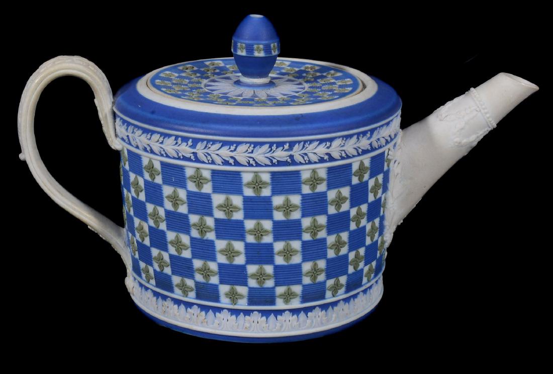 A Wedgwood tri-colour jasper 'diced' cylindrical teapot (1 of 5)