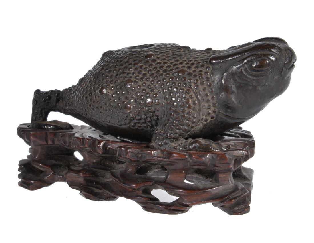 A Chinese bronze mythical three-legged water dropper (1 of 4)