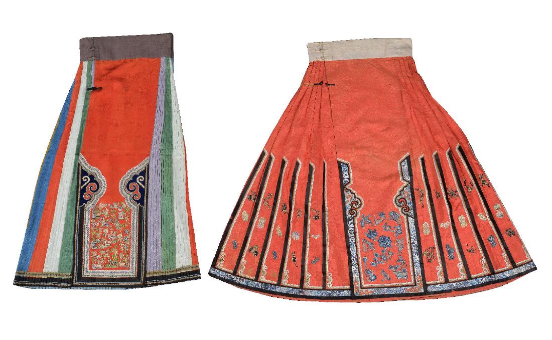 Two Chinese embroidered Chinese skirts (1 of 10)