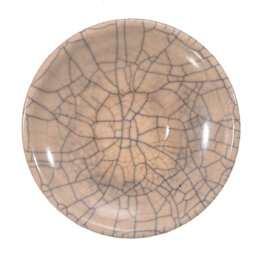 A Chinese ‘Ge’-type saucer dish (1 of 3)