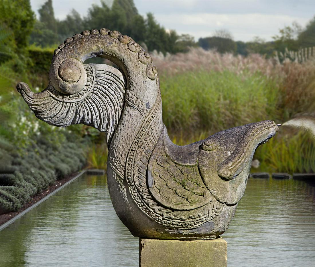 A stone composition fountain (1 of 1)