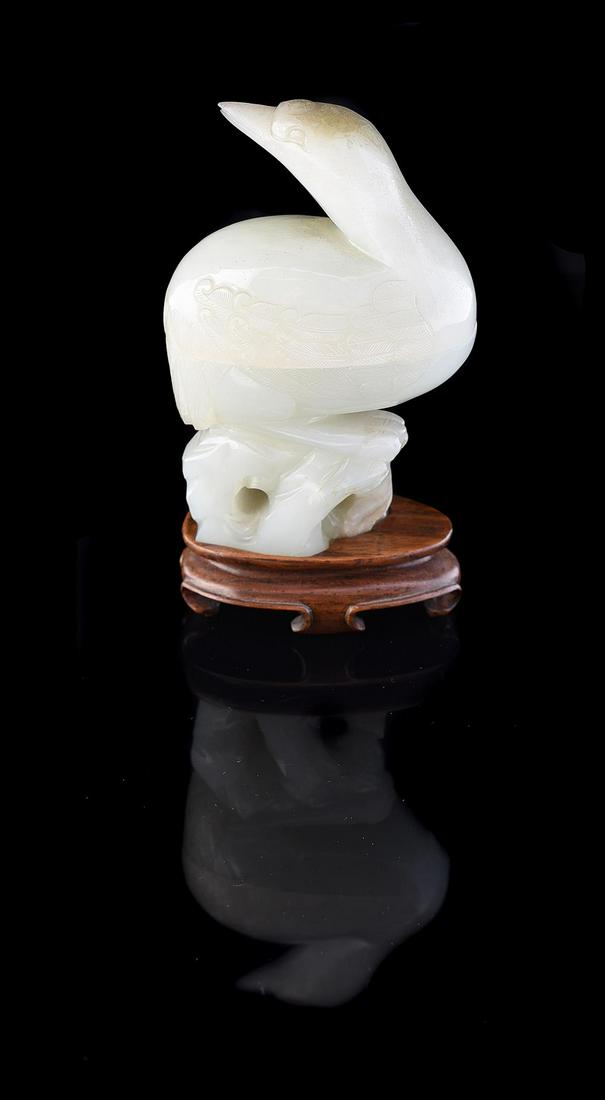 A celadon jade 'crane' box and cover (1 of 4)