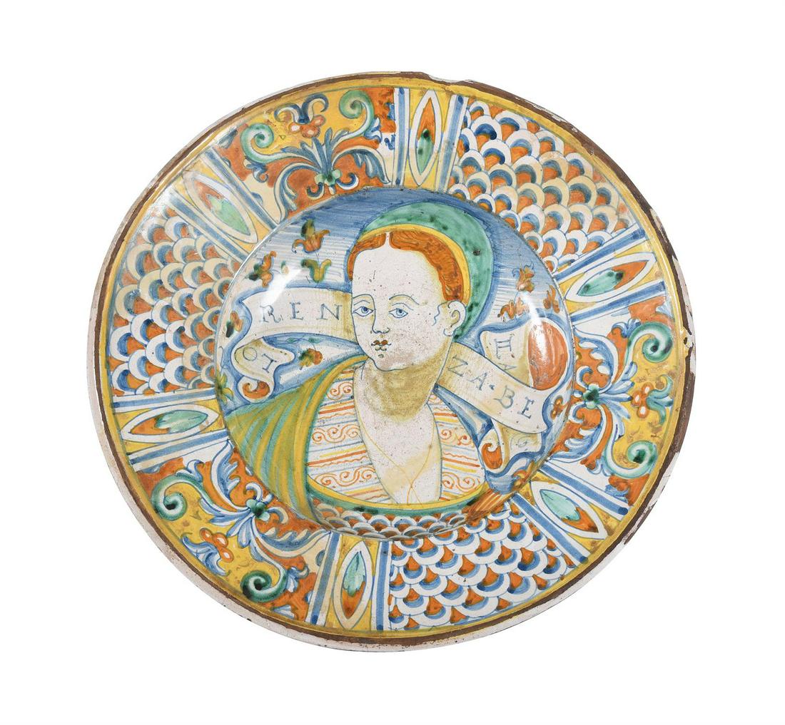A DERUTA MAIOLICA POLYCHROME PORTRAIT DISH, 16TH CENTURY (1 of 2)
