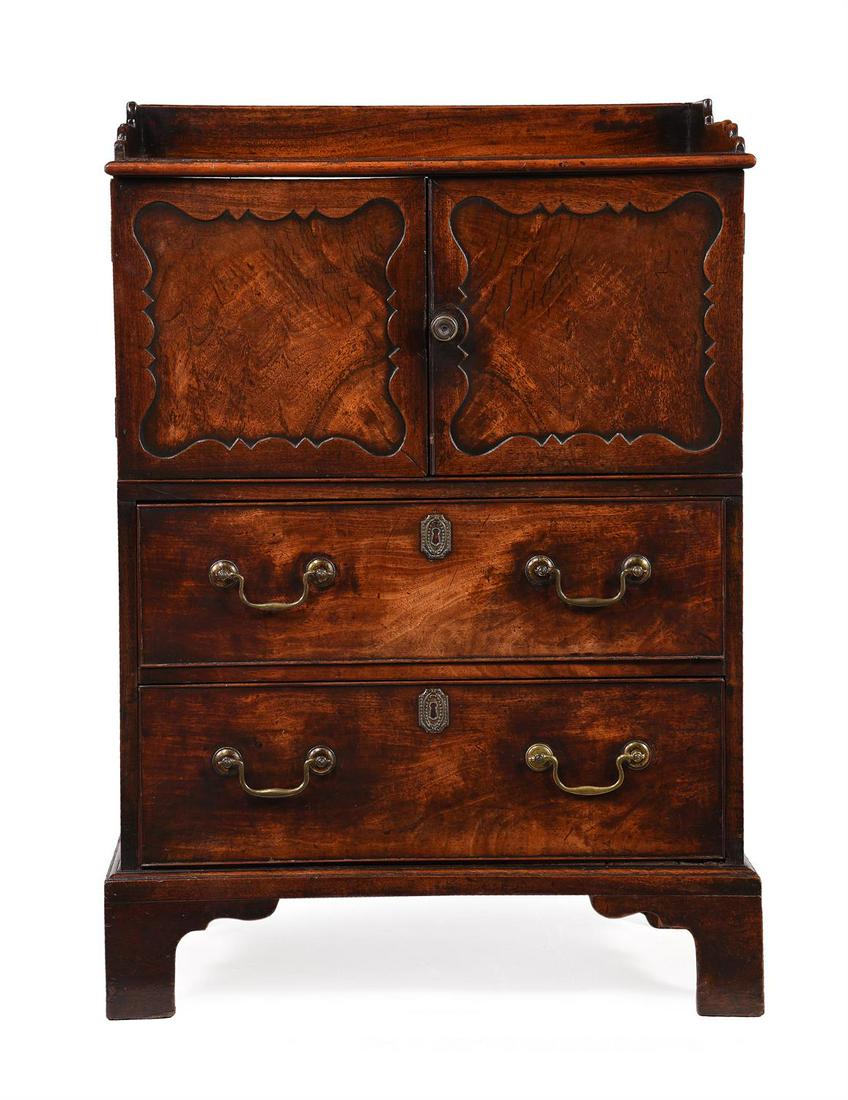 A GEORGE III MAHOGANY NIGHT COMMODE, IN THE MANNER OF THOMAS CHIPPENDALE, CIRCA 1780: A GEORGE III MAHOGANY NIGHT COMMODEIN THE MANNER OF THOMAS CHIPPENDALE, CIRCA 1780 86cm high, 61cm wide, 41cm deep