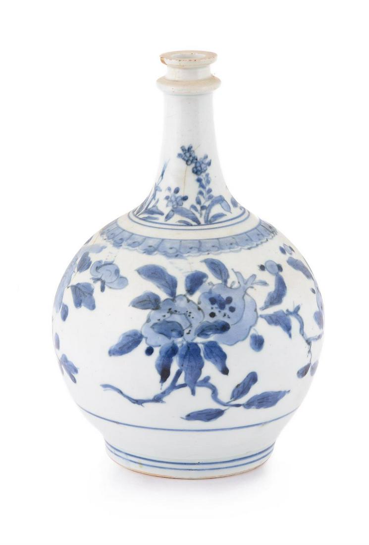 A Japanese Arita apothecary bottle (1 of 3)