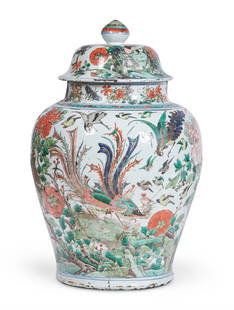 A LARGE FAMILLE VERTE JAR AND COVER, CHINESE KANGXI (1662-1722): A LARGE FAMILLE VERTE JAR AND COVER CHINESE, KANGXI, (1662-1722)Painted with various birds and flowering trees61cm high
